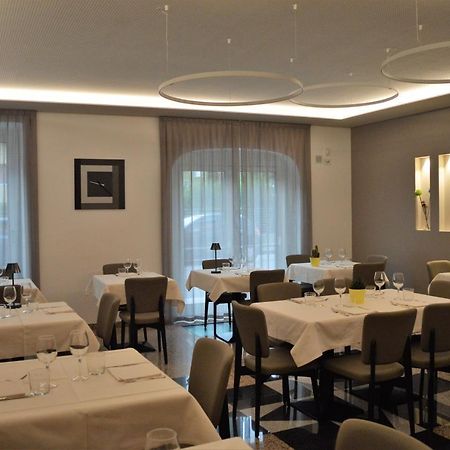 Albergo Ristorante Da Neni モーリ エクステリア 写真