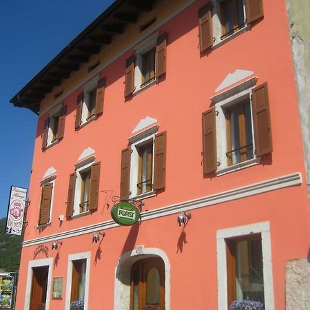 Albergo Ristorante Da Neni モーリ エクステリア 写真